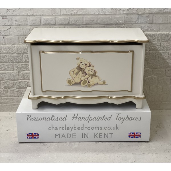 Toy Box With 2 Bears With Golden Bows