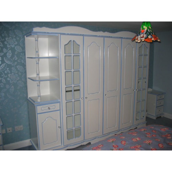 Fabulous Wardrobe 5 door with Open End Shelves