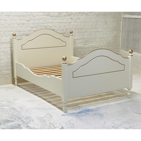 Double Bed 4ft 6" With Posts