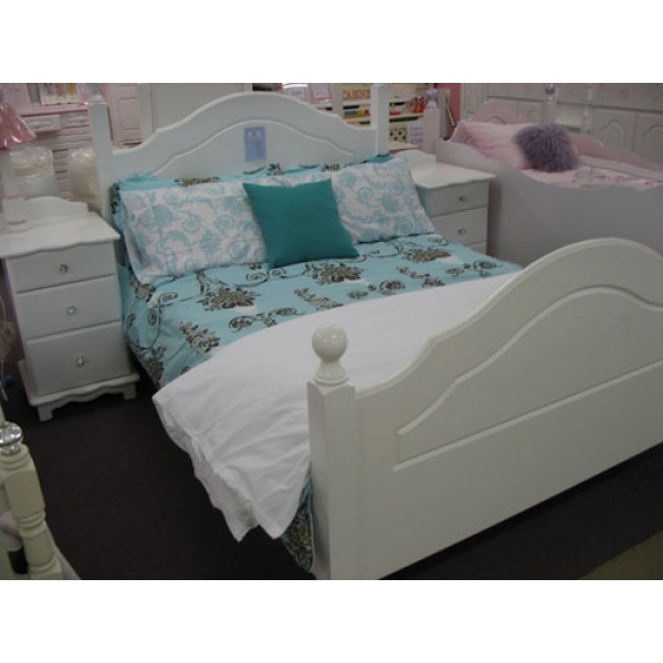 White 4ft 6" Princess Bed No Edging Colour