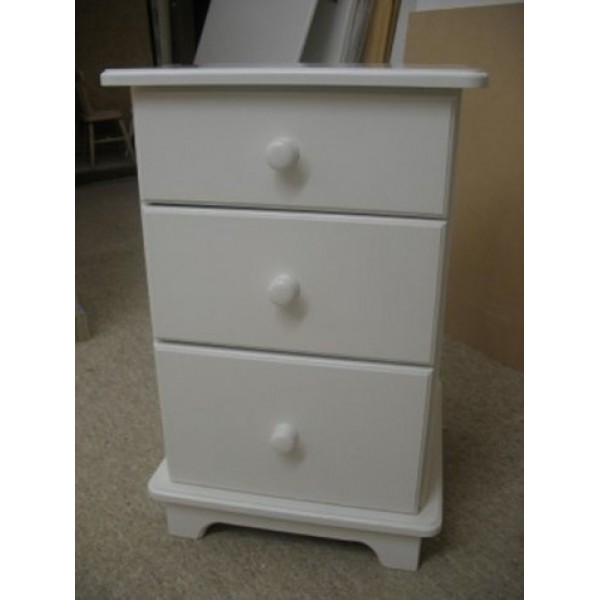 Bedside 3 Drawer Plain & Simple Wooden Knobs