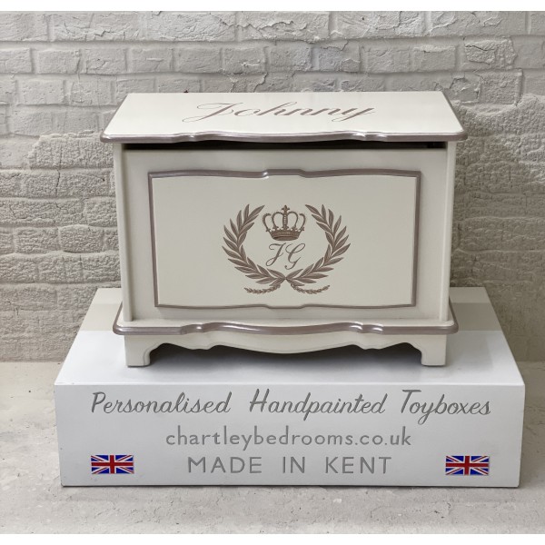 Crest Toy Box Including Initials 2ft6" Size Pearlised