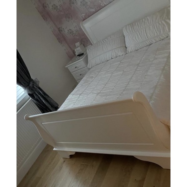 Sleigh Bed Double Size In White