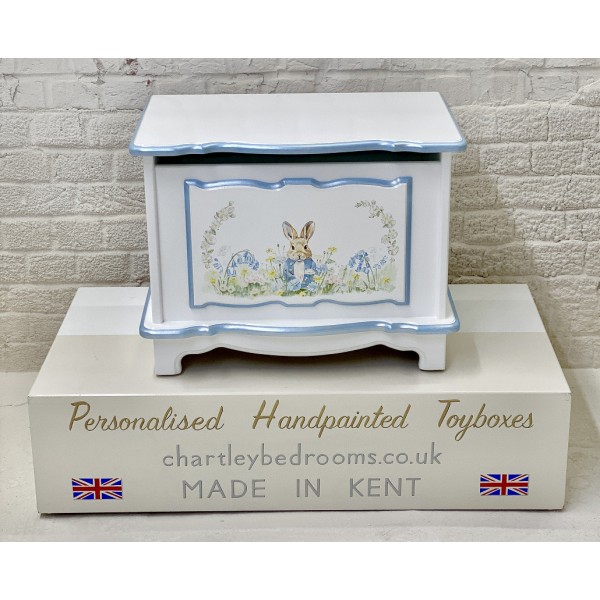 2ft Peter Rabbit Toybox - Stunning Meadow Art