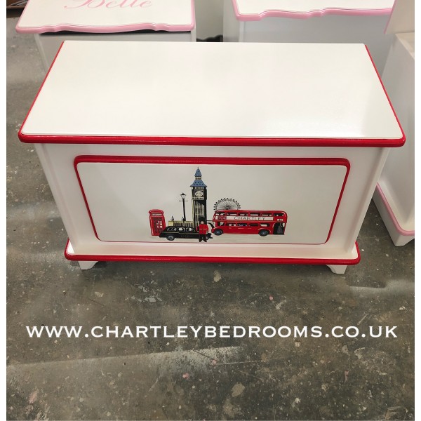 3ft Toybox With Detailed London Art