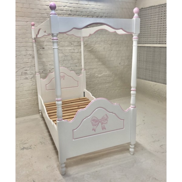 Girls Four Poster Bed With Magda Bow