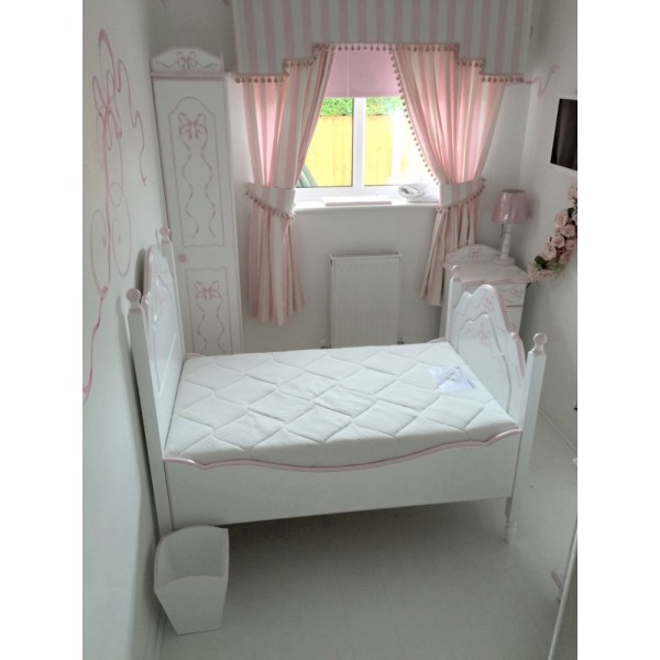 Shorter Princess Bed With Ballet & Bows