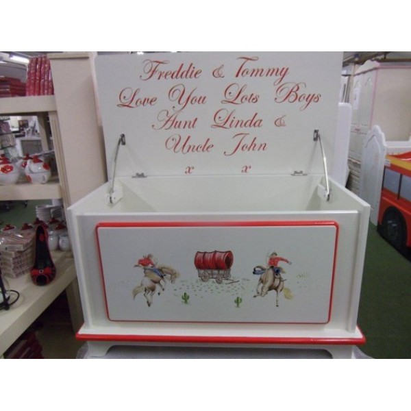 Toybox 3ft With Cowboys And Wagon NO Message