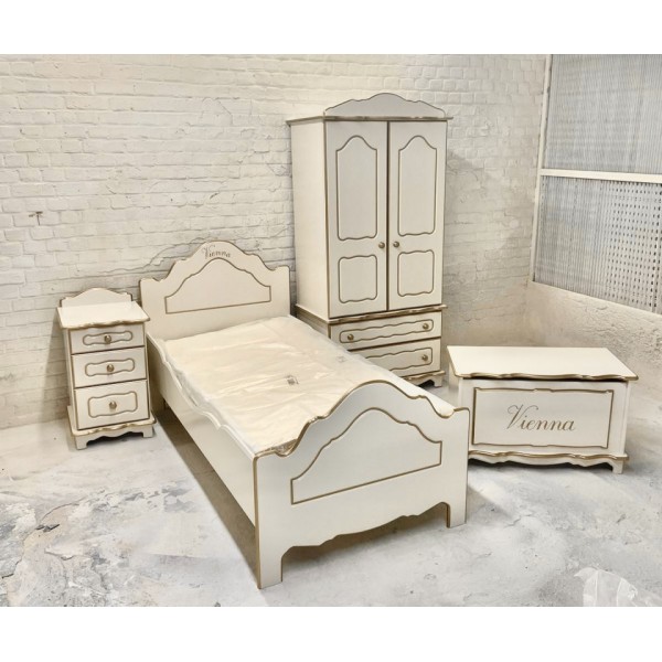Girls Bedroom Set Inc. Hand Painted Name